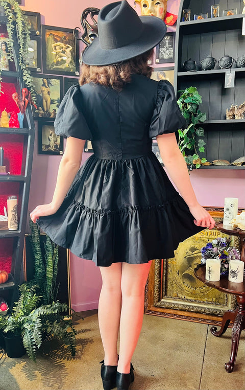 Robe de soirée à bulles style cottagecore Austen avec décolleté découpé-4