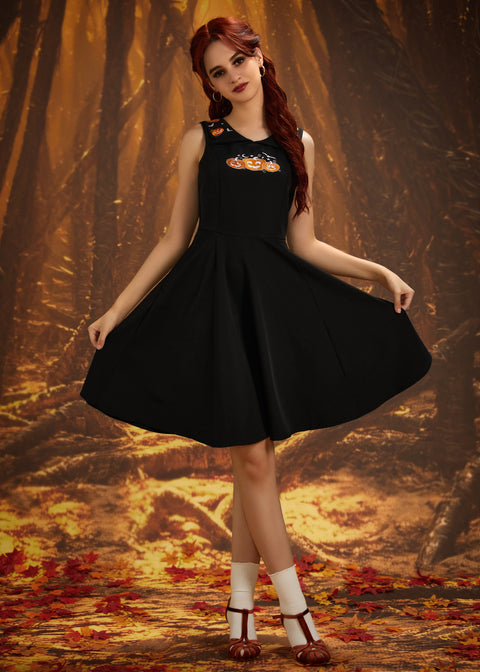 Robe trapèze brodée de citrouilles d'Halloween-3