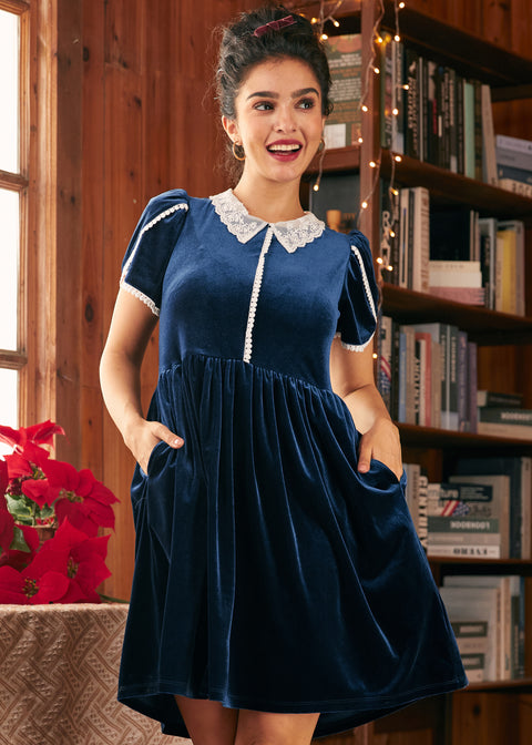 Robe victorienne à col en dentelle murmurante-1