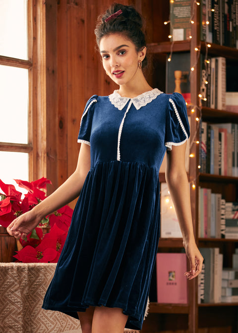 Robe victorienne à col en dentelle murmurante-3