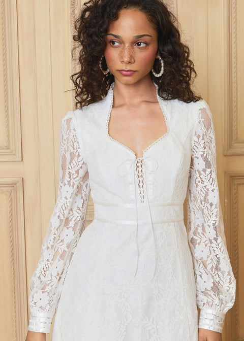 Robe longue corsetée en dentelle Beth de GUNNE SAX pour ModCloth-8