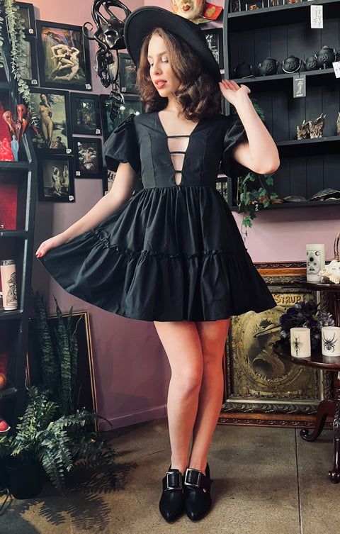 Robe de soirée à bulles style cottagecore Austen avec décolleté découpé-3