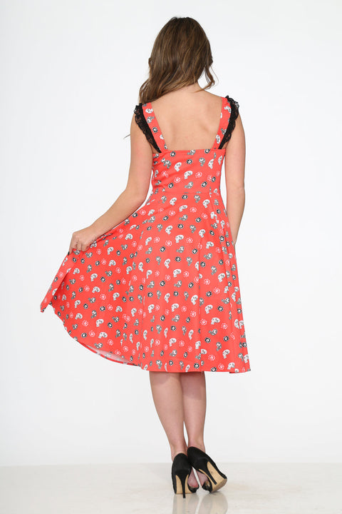 Robe trapèze à têtes de mort rouges-1