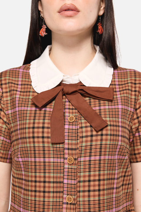 Robe rustique à col à carreaux-1