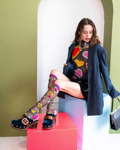 Chaussettes hautes noires transparentes Y2K Hearts-1