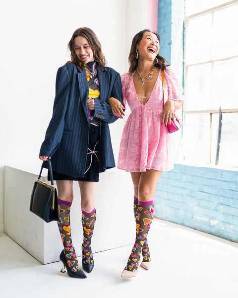 Chaussettes hautes noires transparentes Y2K Hearts-7